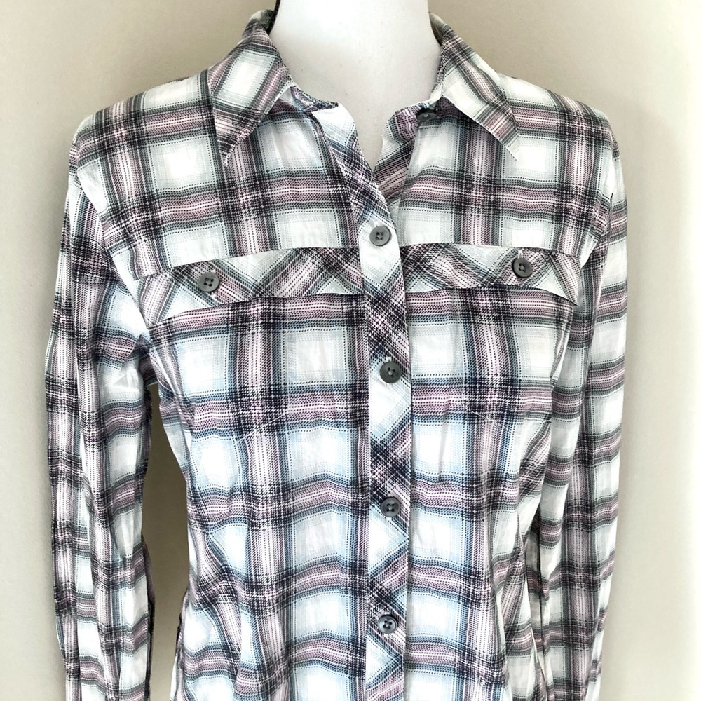 Cabi Floral Festival Plaid Button Down Top Size M - Picture 7 of 10